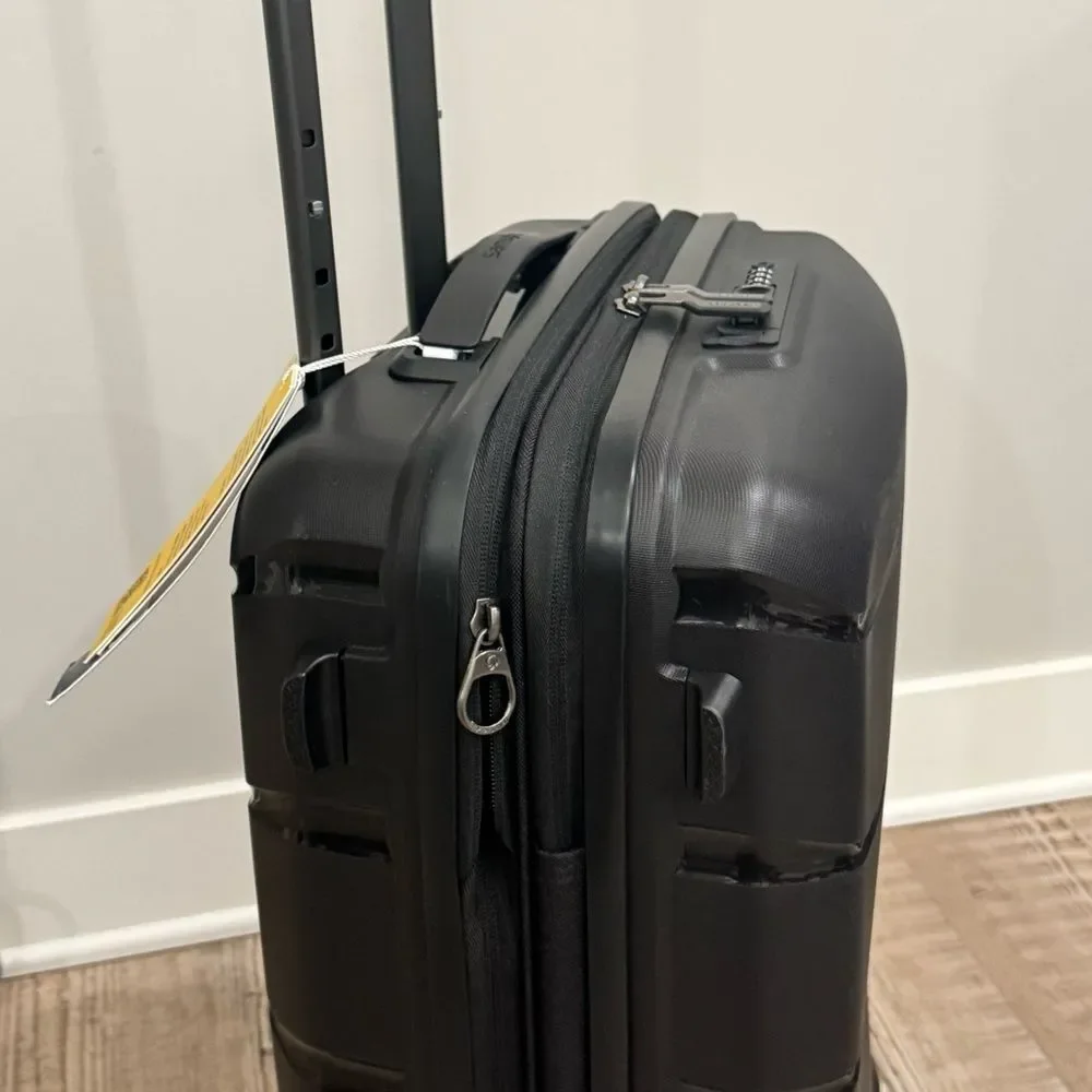 Samsonite Outline Pro Expandable Carry On Spinner Suitcase Luggage carry…